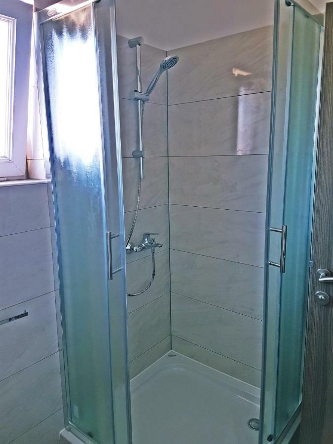 Ika Apartments Bibinje Luaran gambar